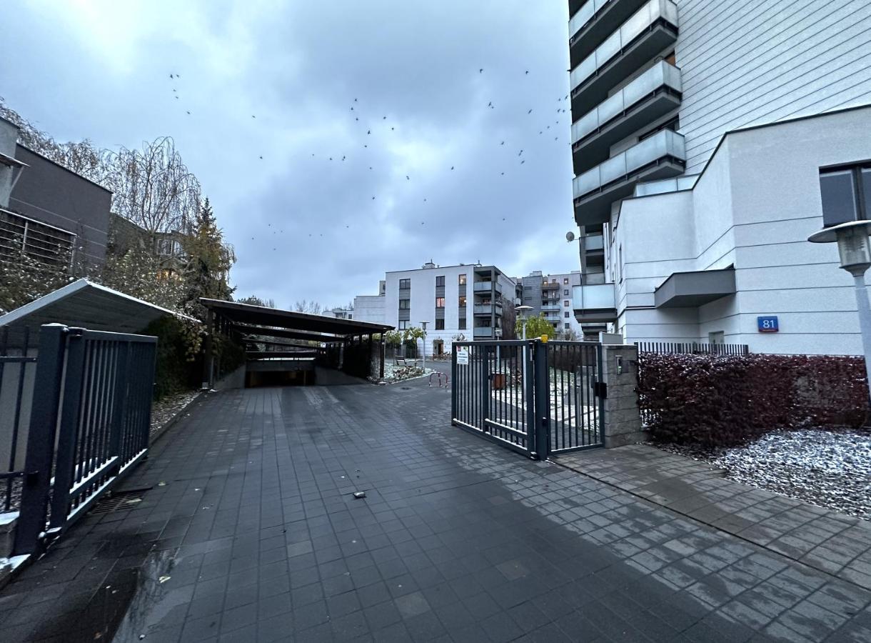 Apartament Wlodarzewska Warschau Buitenkant foto